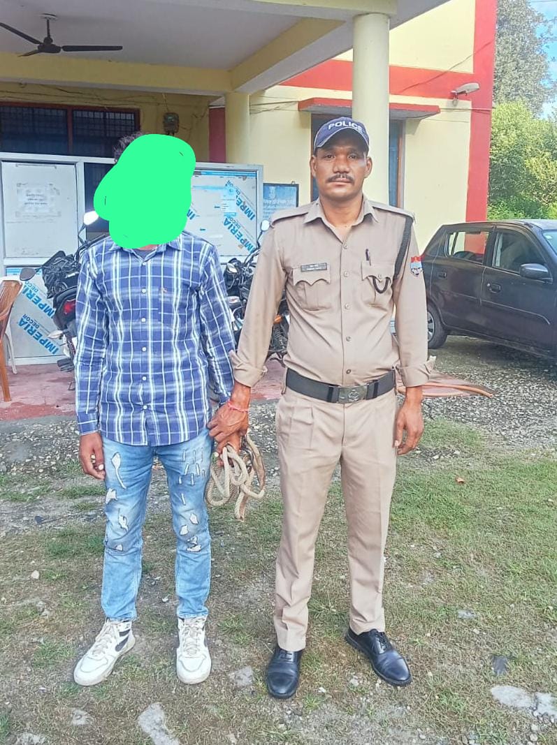 थाना रीठा साहिब क्षेत्र में वांछित वारण्टी अभियुक्त गिरफ्तार, न्यायालय में किया गया प्रस्तुत
