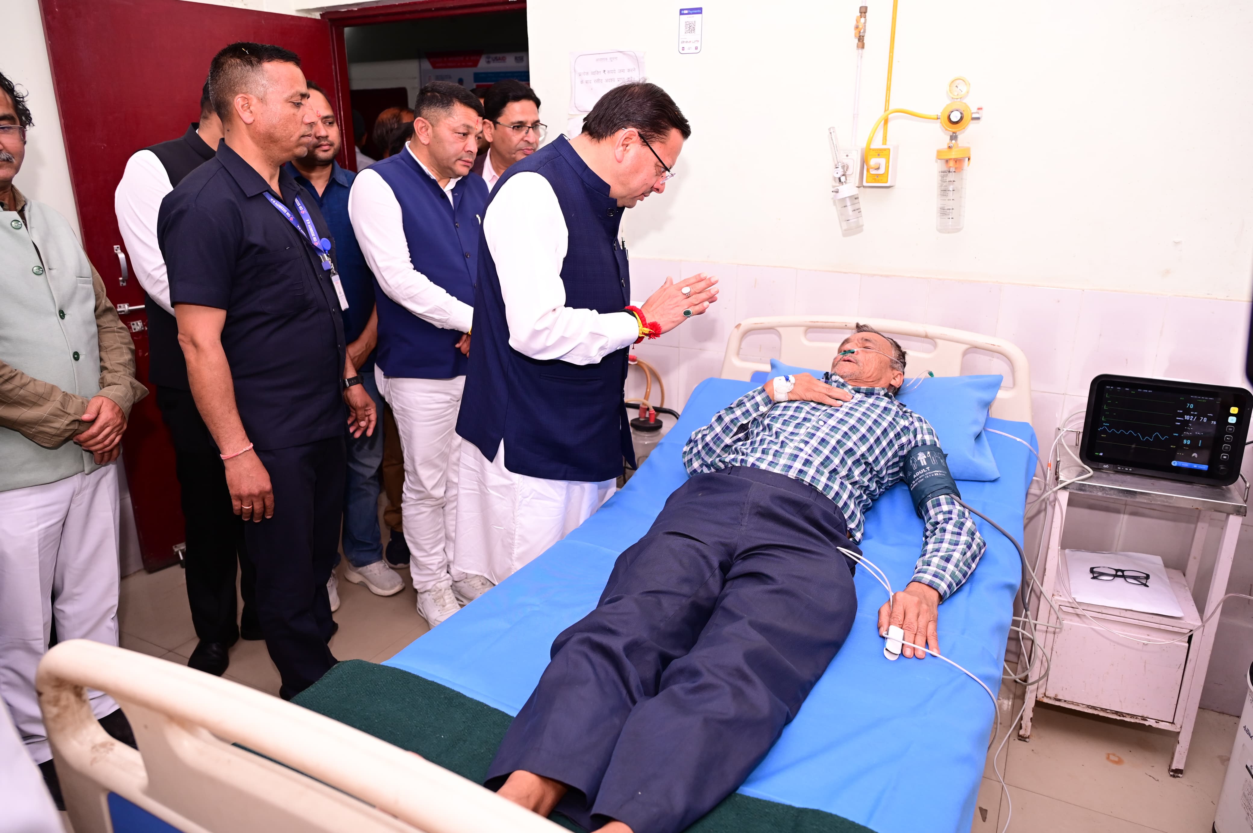 विकास की तिहरी सौगात  स्वास्थ्य, गैस व्यवस्था और किसानों के लिए बड़े फैसले जनता को मिली राहत